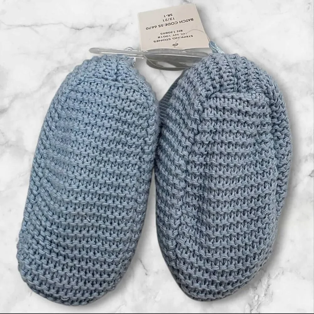 Nicole Miller Baby Booties Size 0/3 Months